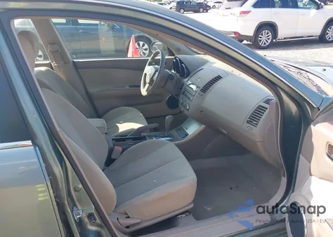 2006 Nissan Altima 2.5 S из США, поврежденный, VIN 1N4AL11D86N427057